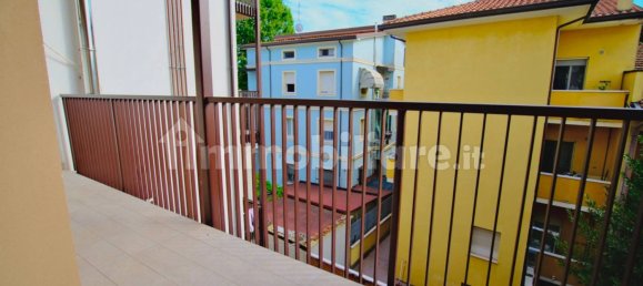 Apartamento de 2 dormitorios en Rimini, Italy No. 294212 8