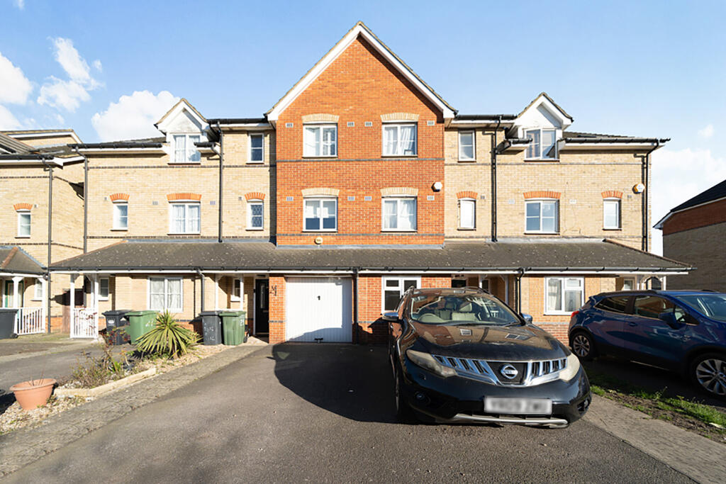 5 bedrooms House in Lewisham, United Kingdom No. 7579