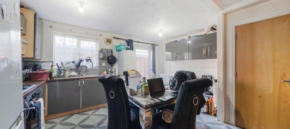 5 bedrooms House in Lewisham, United Kingdom No. 7579 19