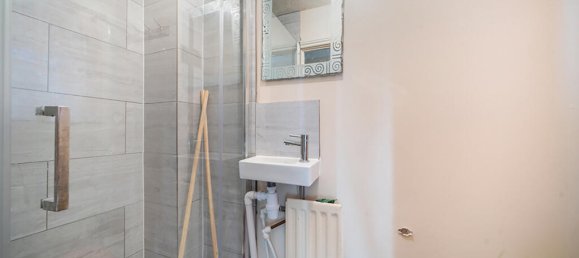 5 bedrooms House in Lewisham, United Kingdom No. 7579 7