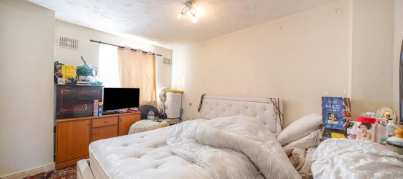 5 bedrooms House in Lewisham, United Kingdom No. 7579 17