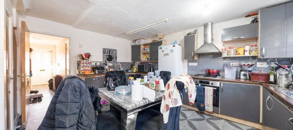 5 bedrooms House in Lewisham, United Kingdom No. 7579 14