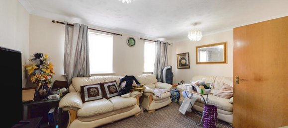 5 bedrooms House in Lewisham, United Kingdom No. 7579 15