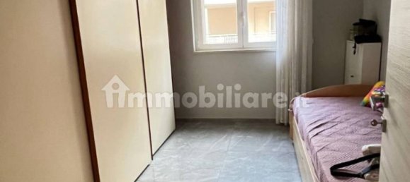 Apartamento de 3 dormitorios en Bari, Italy No. 13067 10