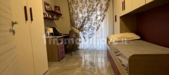 Apartamento de 3 dormitorios en Bari, Italy No. 13067 12