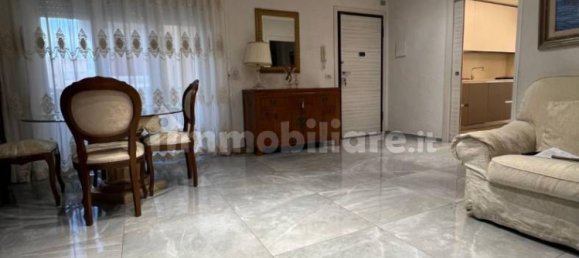 Apartamento de 3 dormitorios en Bari, Italy No. 13067 23