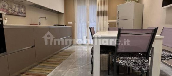 Apartamento de 3 dormitorios en Bari, Italy No. 13067 22