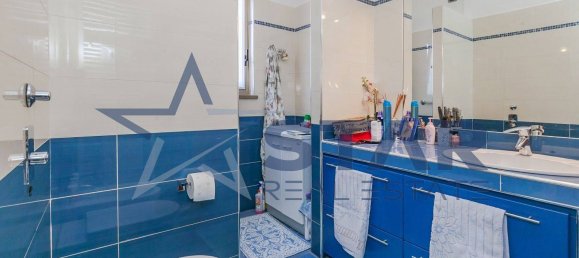 3 bedrooms Villa in Cesano Boscone, Italy No. 341871 8