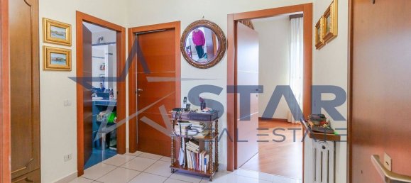 3 bedrooms Villa in Cesano Boscone, Italy No. 341871 5
