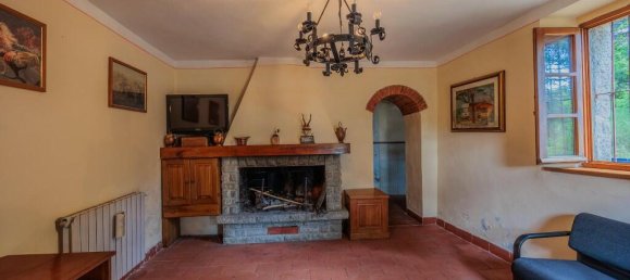 3 bedrooms Land in Abbadia San Salvatore, Italy No. 179442 20