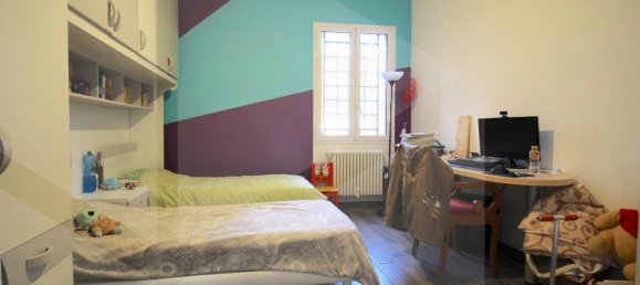 Apartamento de 4 habitaciónes en Bologna, Italy No. 27553 2