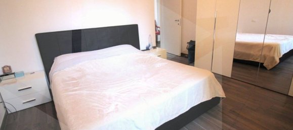 Apartamento de 4 habitaciónes en Bologna, Italy No. 27553 12