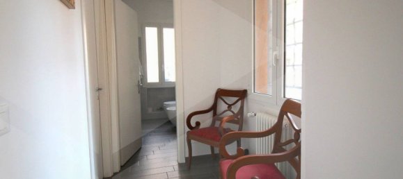 Apartamento de 4 habitaciónes en Bologna, Italy No. 27553 4