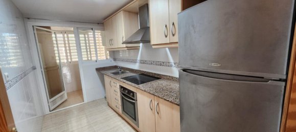3 bedrooms Apartment in Benidorm, Spain No. 185681 9