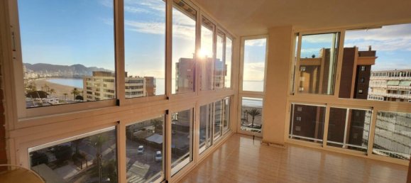 3 bedrooms Apartment in Benidorm, Spain No. 185681 2