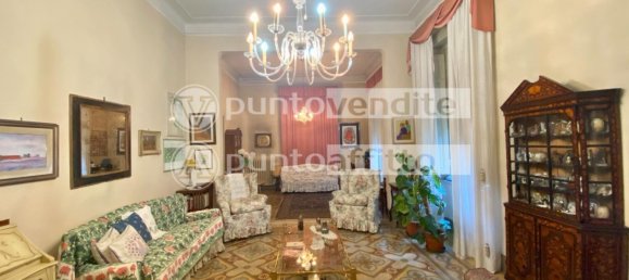 6 Schlafzimmer Villa in Lucca, Italy, Nr. 163767 3