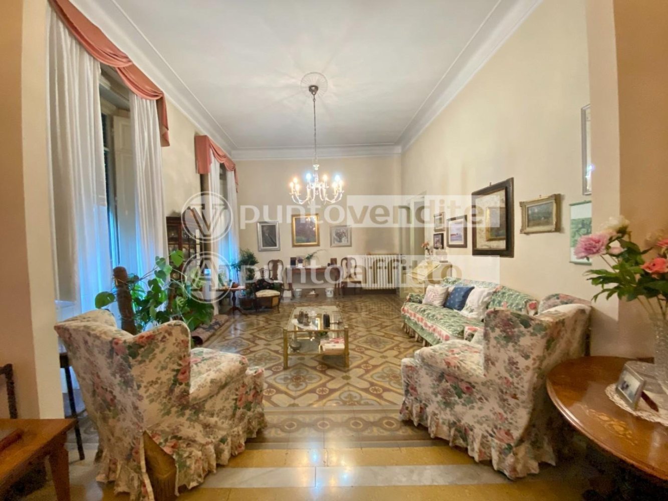 6 Schlafzimmer Villa in Lucca, Italy, Nr. 163767