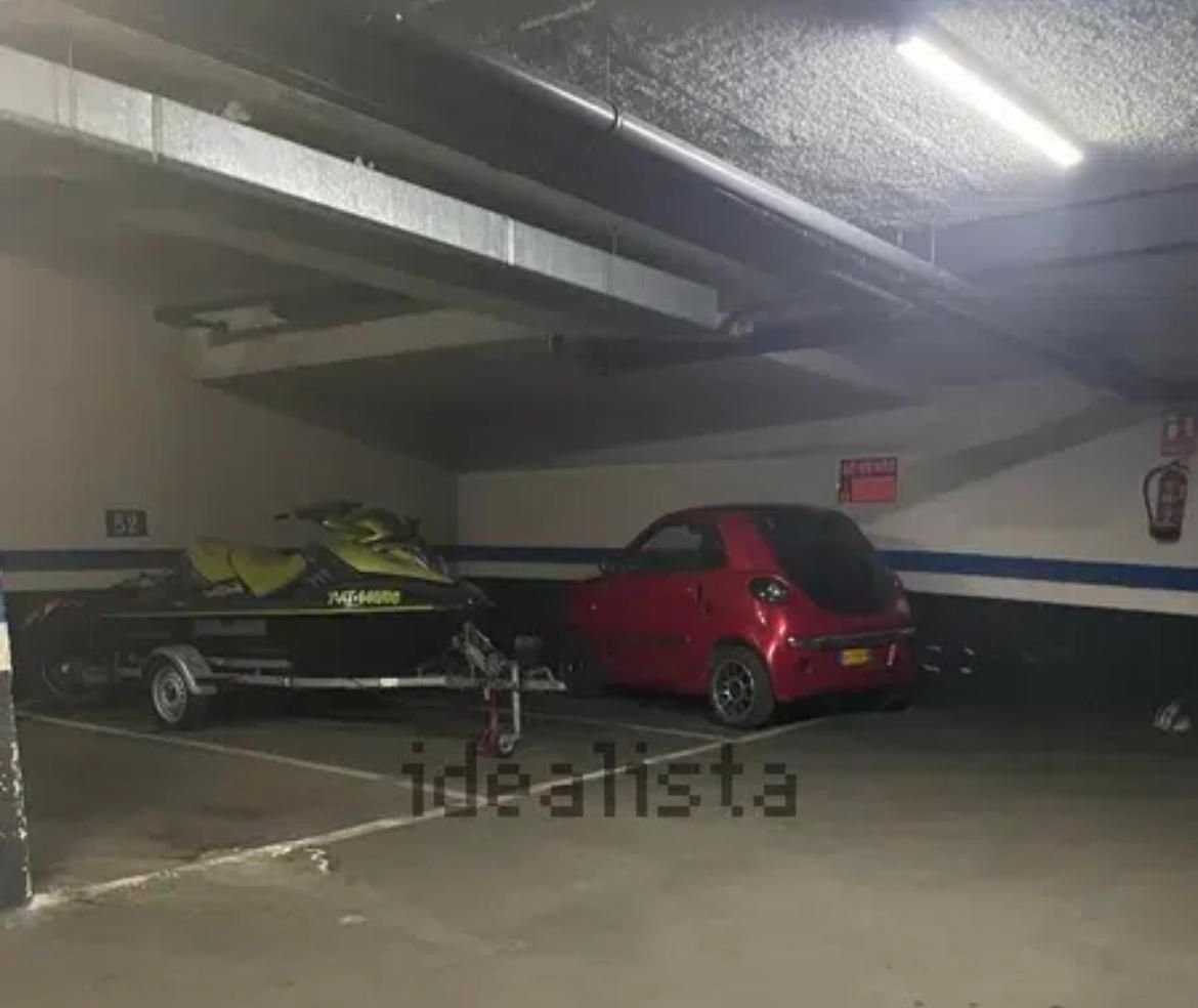 12m² Garage in San Sebastian de los Reyes, Spain No. 182376