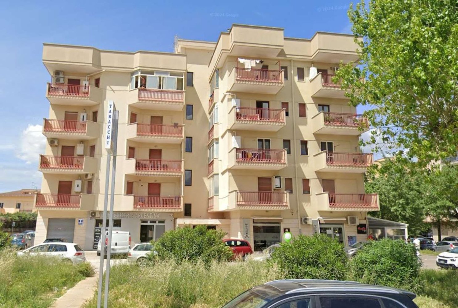 Квартира с 5 спальнями в Франкавилла Фонтана, Италия № 325442