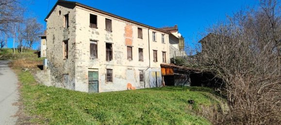 4 rooms House in San Sebastiano Curone, Italy No. 160774 30