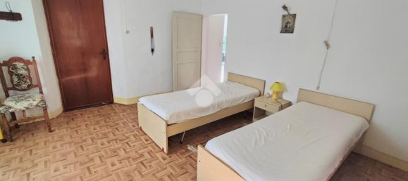 4 rooms House in San Sebastiano Curone, Italy No. 160774 7