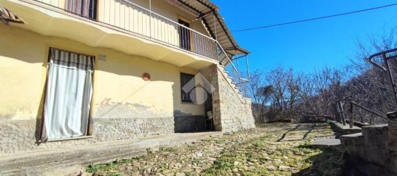 4 rooms House in San Sebastiano Curone, Italy No. 160774 2