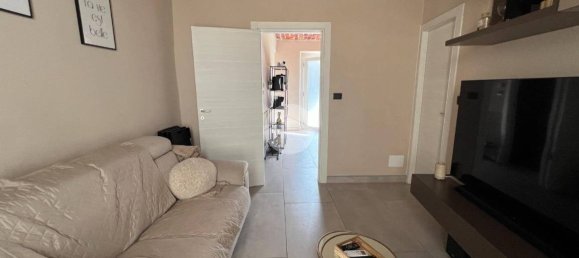 2 bedrooms House in San Mauro Torinese, Italy No. 335408 9