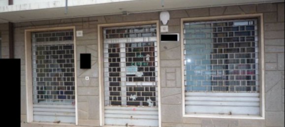 154m² Commercial property in Perugia, Italy No. 324110 2