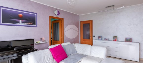 2 Schlafzimmer Wohnung in Turin, Italy, Nr. 329632 7