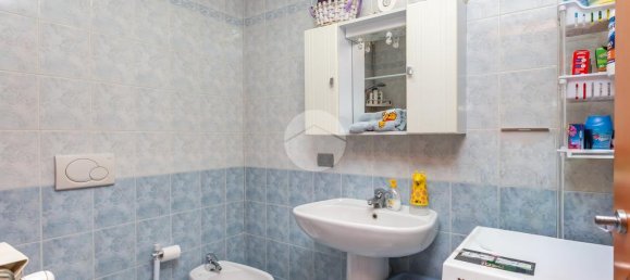 2 Schlafzimmer Wohnung in Turin, Italy, Nr. 329632 19