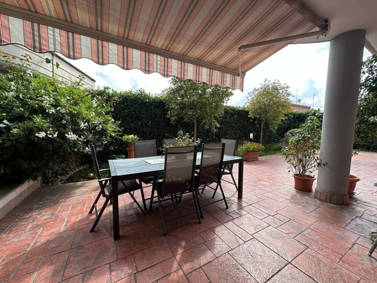 3-salle Appartement à Rome, Italy No. 35296