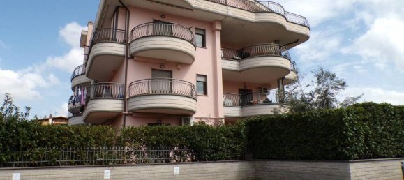 3-salle Appartement à Rome, Italy No. 35296 18
