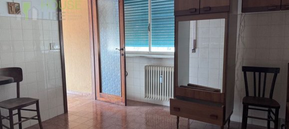 3 Schlafzimmer Wohnung in Schio, Italy, Nr. 337086 5