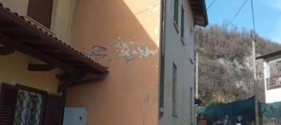 Apartamento de 6 dormitorios en Sangiano, Italy No. 283511 4