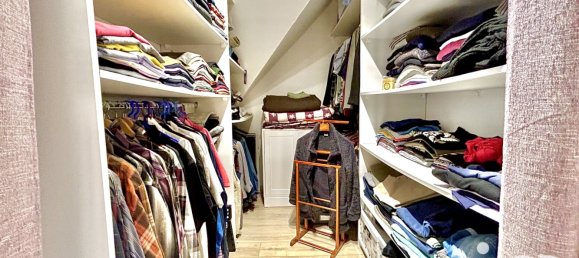 5 bedrooms House in Yonne, France No. 327290 21