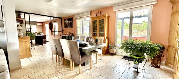 5 bedrooms House in Yonne, France No. 327290 8