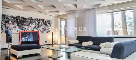 3 bedrooms Apartment in Rome, Italy No. 209502 9