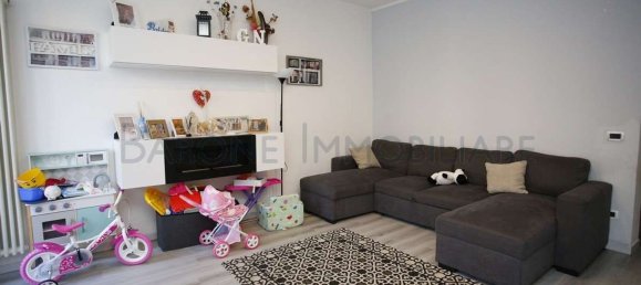 5-salle Appartement à Carrara, Italy No. 91111 7