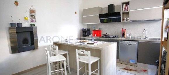 5-salle Appartement à Carrara, Italy No. 91111 9