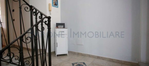 5-salle Appartement à Carrara, Italy No. 91111 20