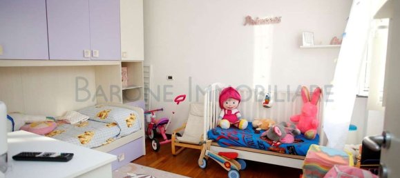 5-salle Appartement à Carrara, Italy No. 91111 19