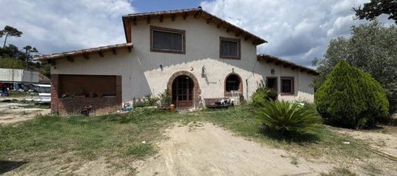 5 bedrooms House in Montgat, Spain No. 191168 2