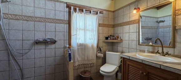 5 bedrooms House in Montgat, Spain No. 191168 32