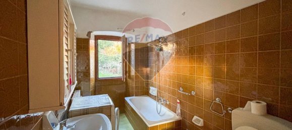 3 rooms Apartment in Saltrio, Italy No. 26380 19