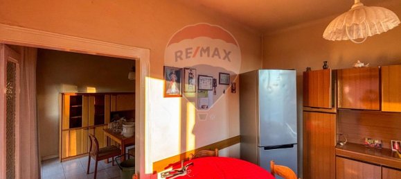 3 rooms Apartment in Saltrio, Italy No. 26380 11