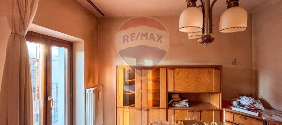 3 rooms Apartment in Saltrio, Italy No. 26380 13