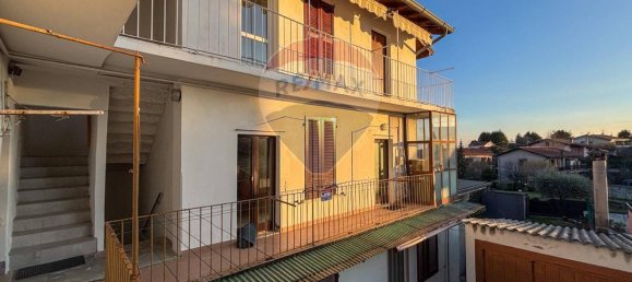3 rooms Apartment in Saltrio, Italy No. 26380 15