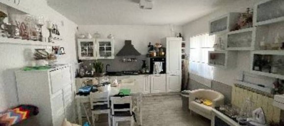 Apartamento de 3 habitaciónes en Vernio, Italy No. 44529 7