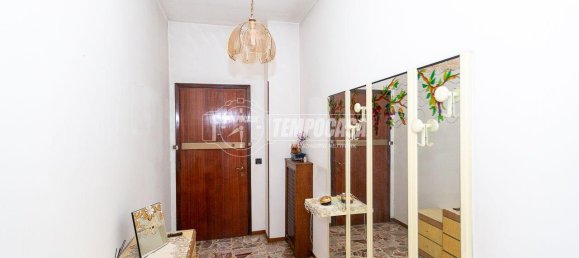 3 rooms Apartment in Brescia, Italy No. 231869 29