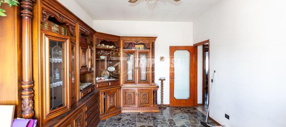 3 rooms Apartment in Brescia, Italy No. 231869 7